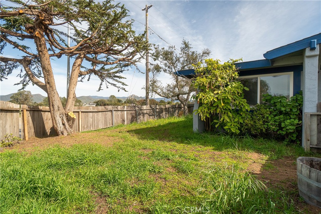 701 Los Osos Valley Road Los Osos, CA 93402 - Photo 23 of 35 2200 Fenced Yard