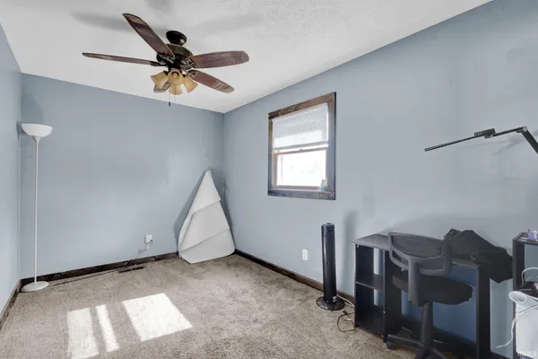 $280,000 | 2920 V Street, Bedford, IN 47421