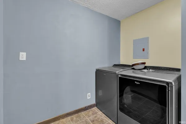 $269,000 | 2920 V Street, Bedford, IN 47421