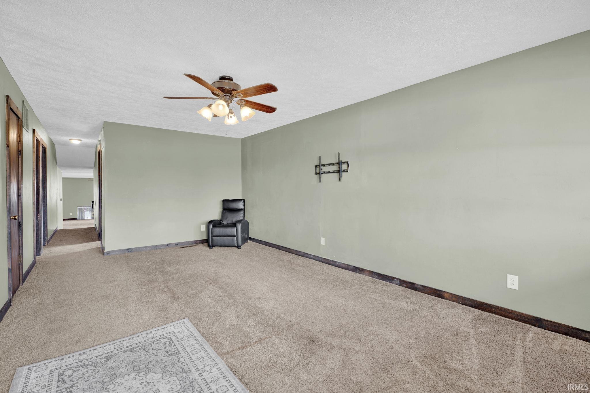 2920 V Street Bedford, IN 47421 - Photo 4 of 23