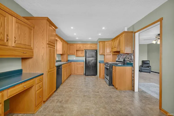 $280,000 | 2920 V Street, Bedford, IN 47421