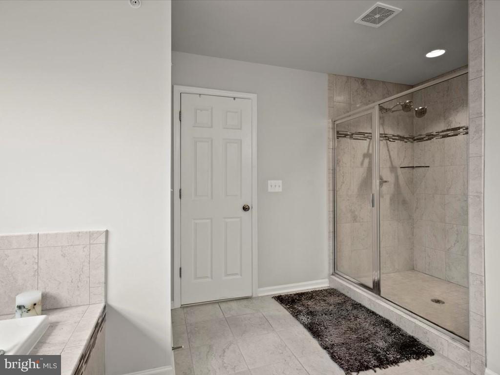 18225 Thunderbolt Road Dumfries, VA 22026 - Photo 7 of 10 Gallery Image 7