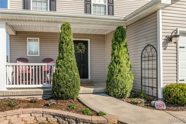 $329,900 | 111 Downing Street, House Springs, MO 63051