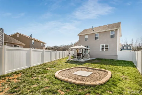 $329,900 | 111 Downing Street, House Springs, MO 63051
