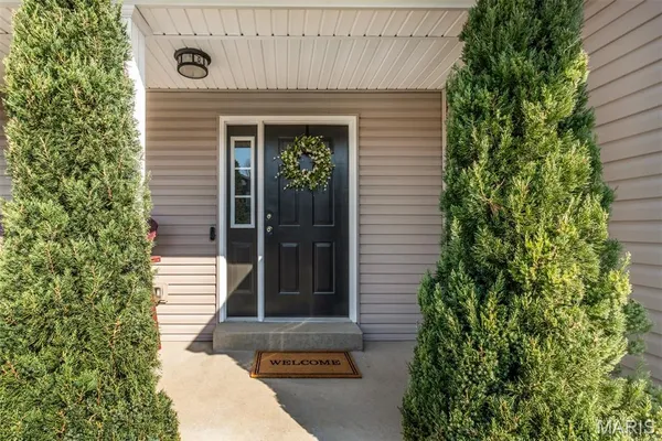$329,900 | 111 Downing Street, House Springs, MO 63051