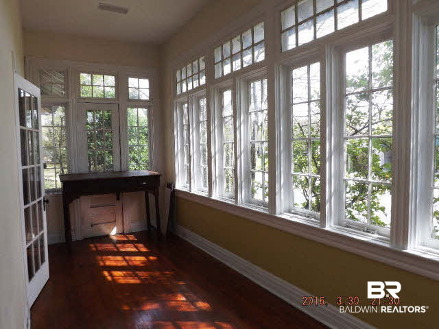 215 West Mclellan Street Brewton, AL 36426 - Photo 11 of 17