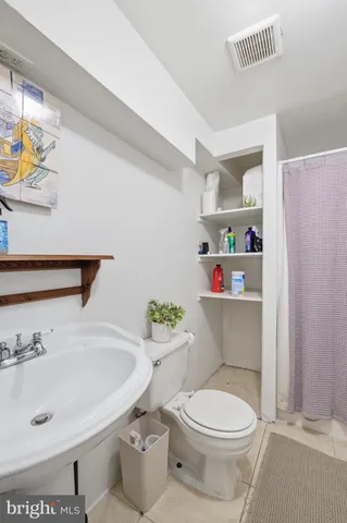 $2,000 | 1809 East Fairmount Avenue, Baltimore, MD 21231