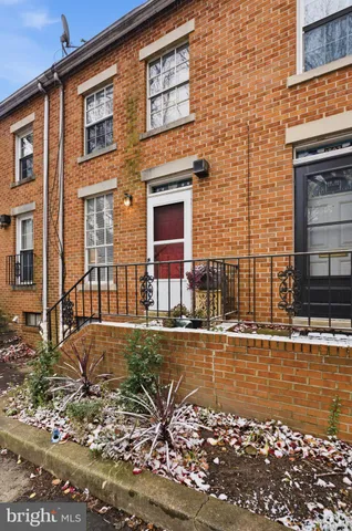 $2,000 | 1809 East Fairmount Avenue, Baltimore, MD 21231