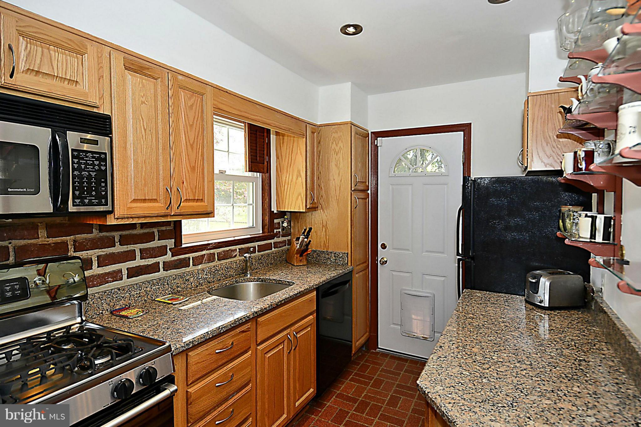 2104 Windham Lane Silver Spring, MD 20902 - Photo 2 of 30 Kitchen