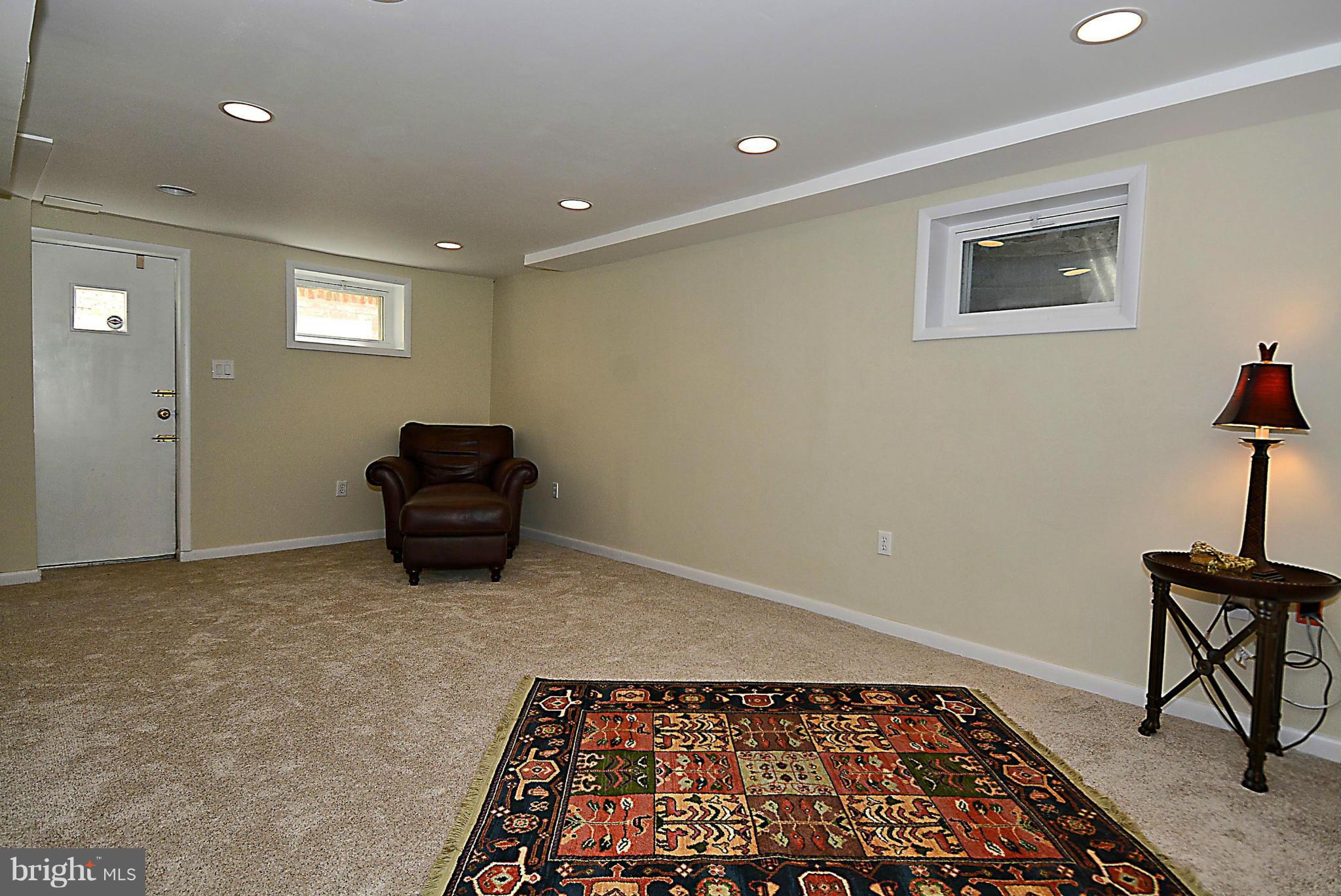 2104 Windham Lane Silver Spring, MD 20902 - Photo 11 of 30 Family Room