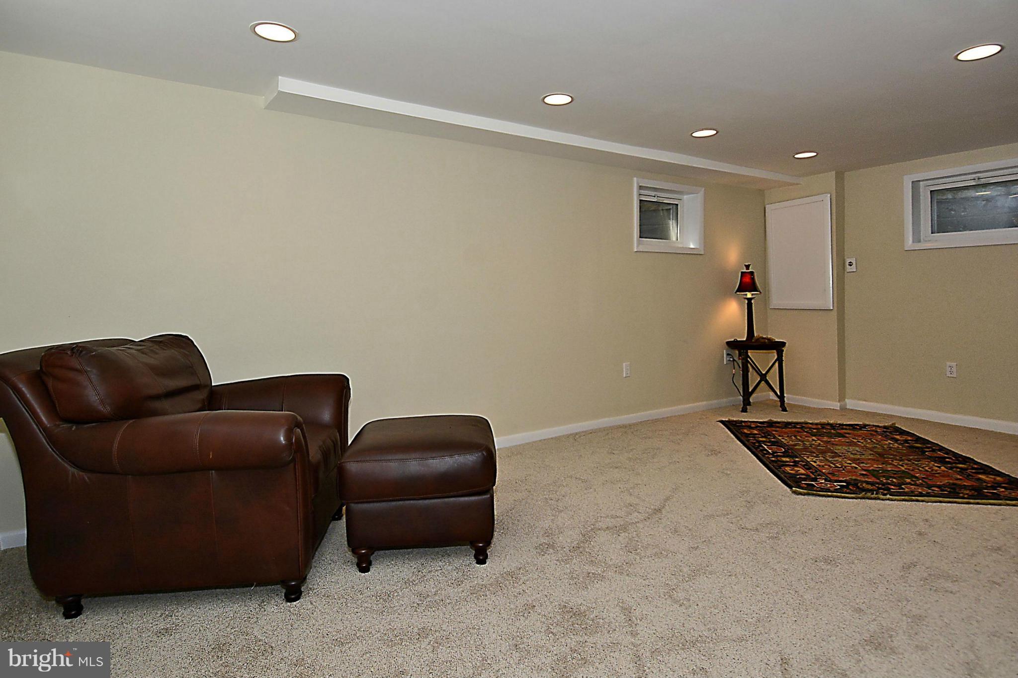 2104 Windham Lane Silver Spring, MD 20902 - Photo 12 of 30 Family Room