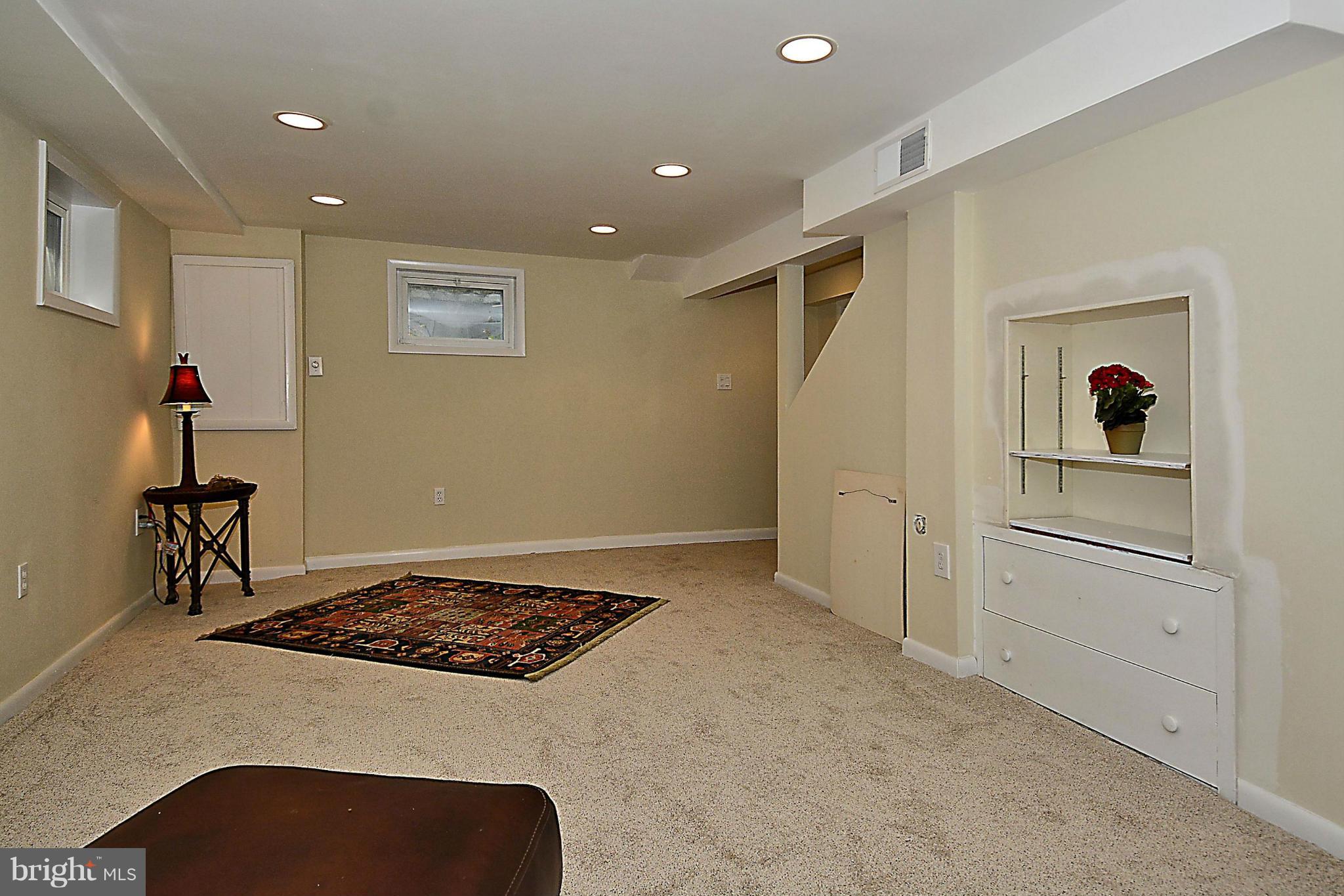2104 Windham Lane Silver Spring, MD 20902 - Photo 13 of 30 Family Room