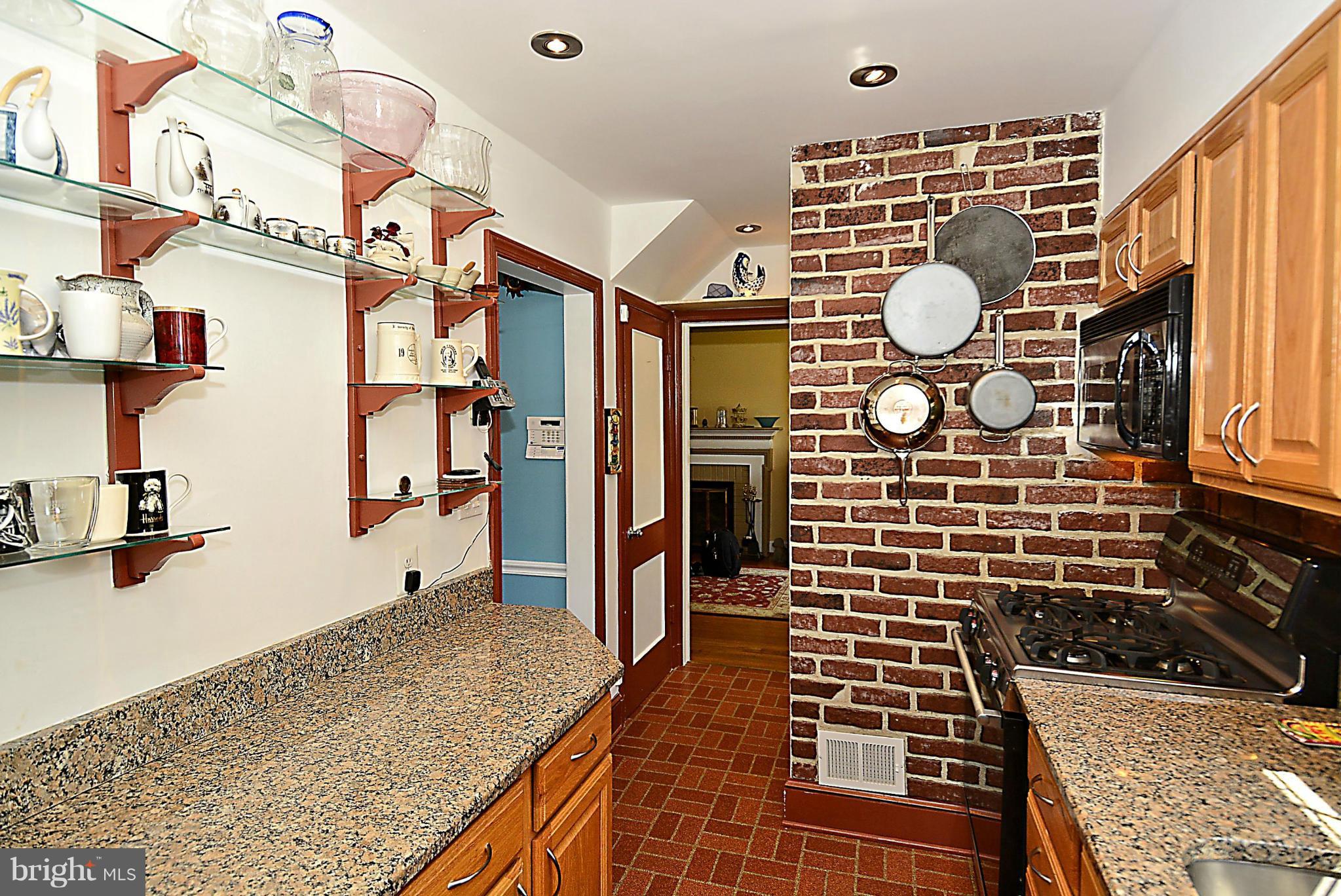 2104 Windham Lane Silver Spring, MD 20902 - Photo 3 of 30 Kitchen