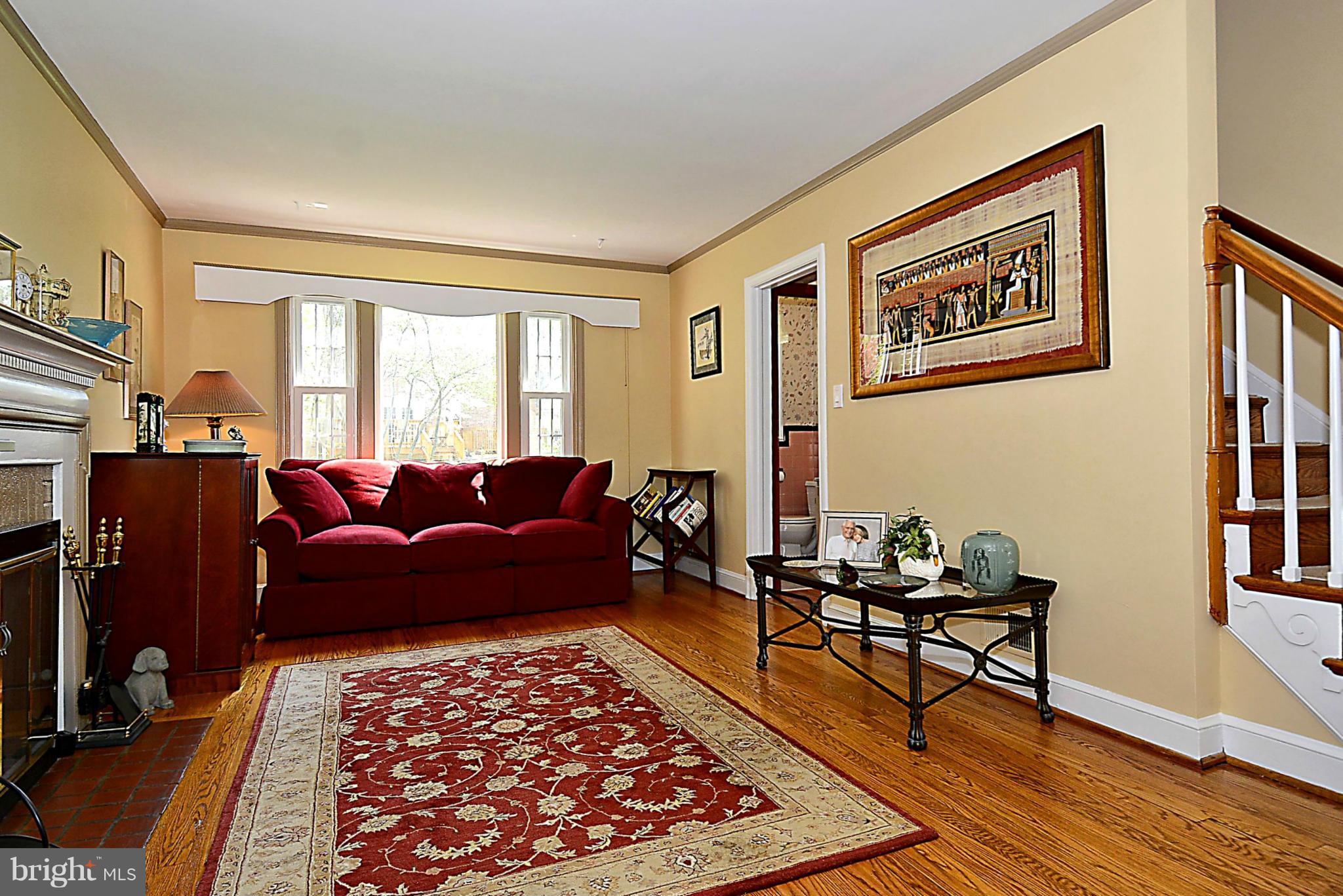2104 Windham Lane Silver Spring, MD 20902 - Photo 7 of 30 Living Room