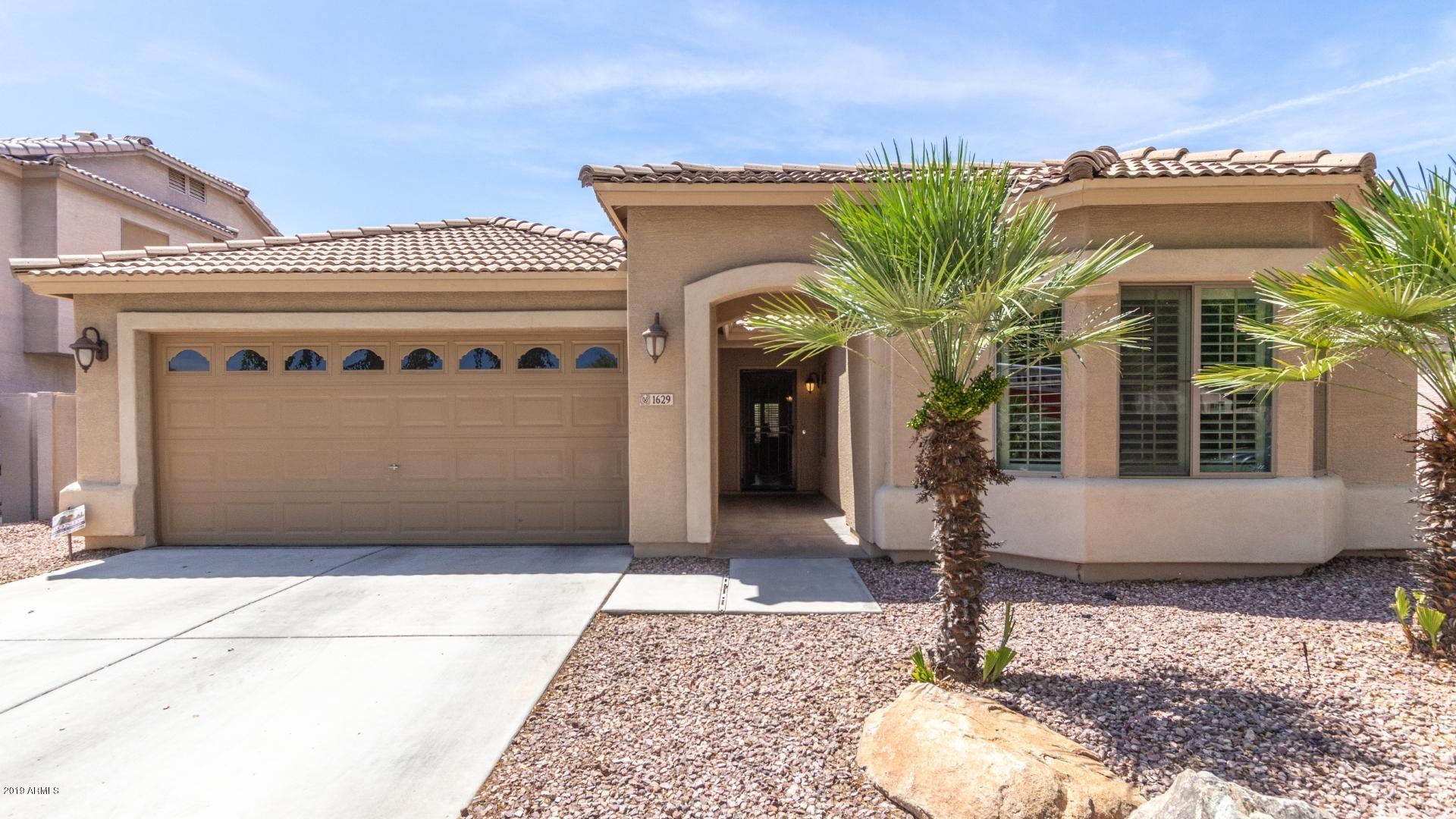 1629 East Beverly Road Phoenix, AZ 85042 - Photo 1 of 18 1629 E Beverly Rd