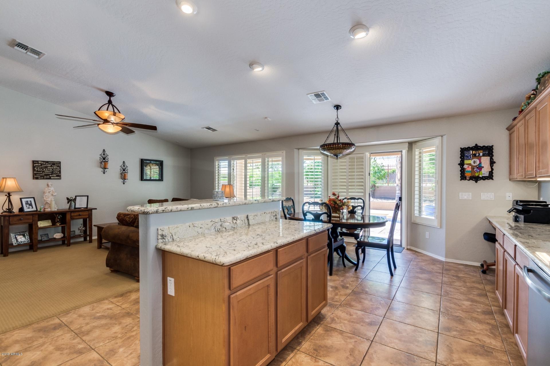 1629 East Beverly Road Phoenix, AZ 85042 - Photo 5 of 18 Kitchen Island & Breakfast Bar