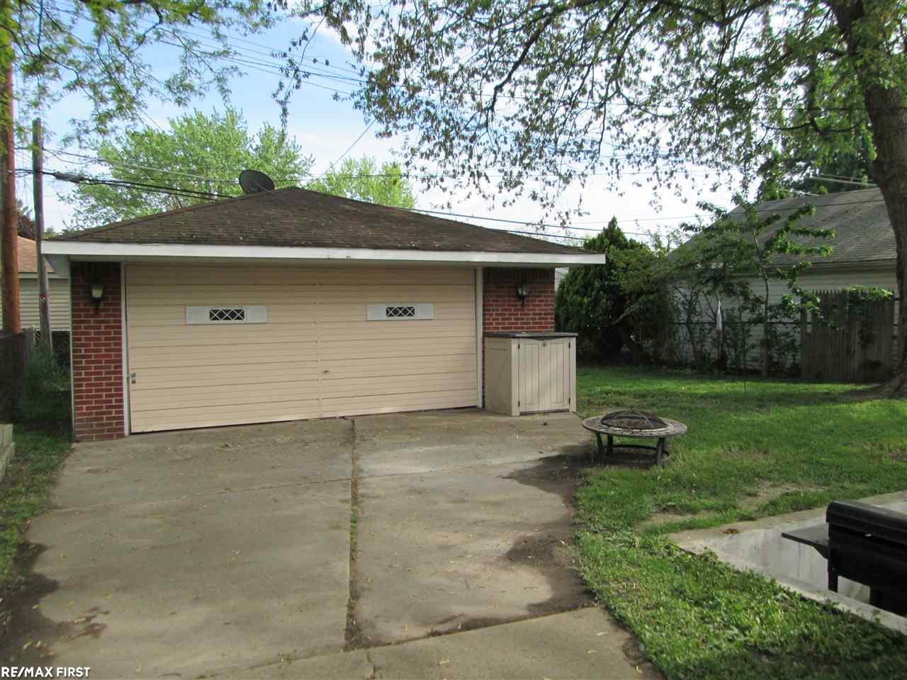 17802 Rainbow Road Fraser, MI 48026 - Photo 26 of 26 50014385-25.JPG