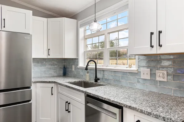 $699,000 | 813 Mt Philo Road, Shelburne, VT 05482