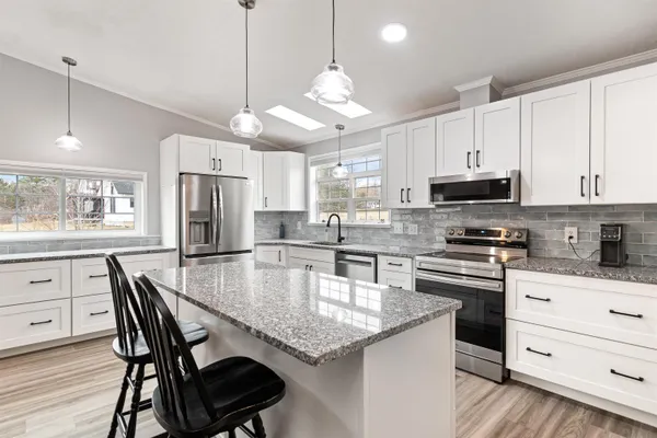 $699,000 | 813 Mt Philo Road, Shelburne, VT 05482