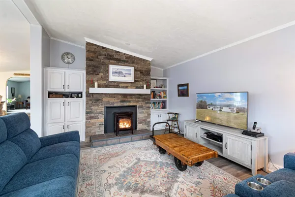 $699,000 | 813 Mt Philo Road, Shelburne, VT 05482