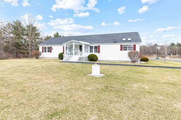 $699,000 | 813 Mt Philo Road, Shelburne, VT 05482