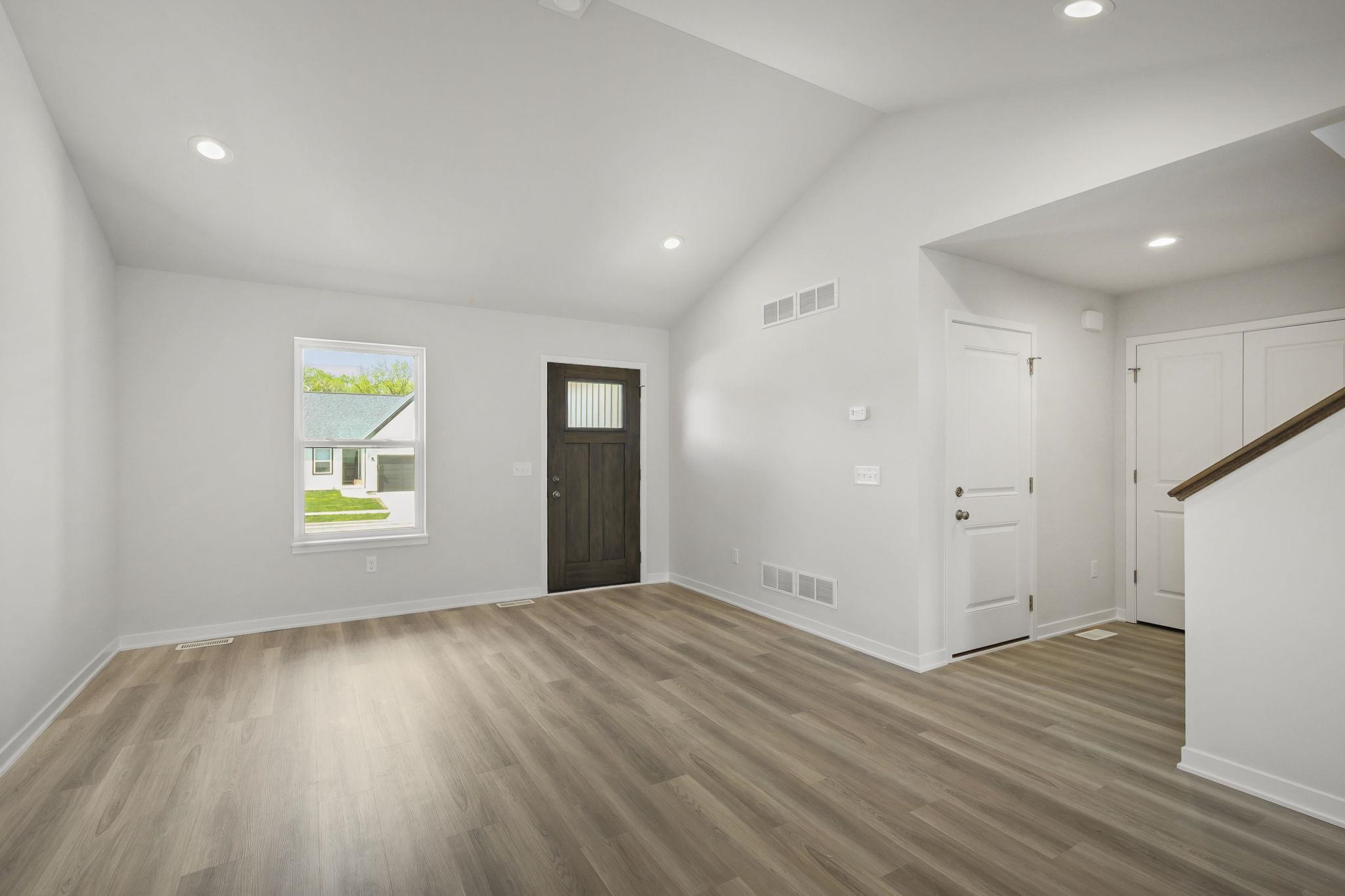 357 Lilac, Unit 69 Stoughton, WI 53589 - Photo 7 of 36