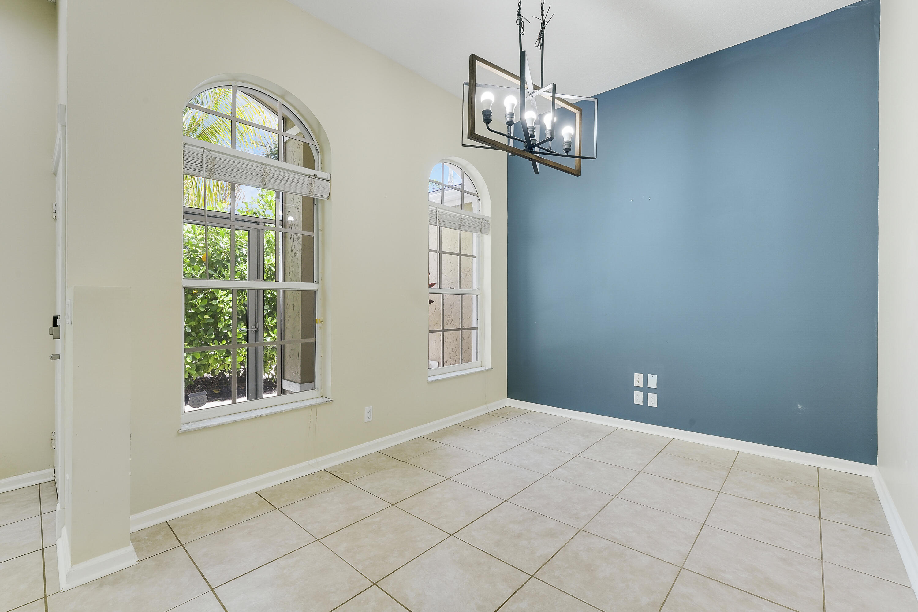 6334 Barbara Street Jupiter, FL 33458 - Photo 7 of 38 House-6
