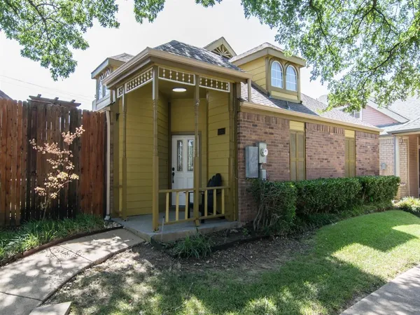 $2,499 | 3142 Royal Gable Drive, Dallas, TX 75229