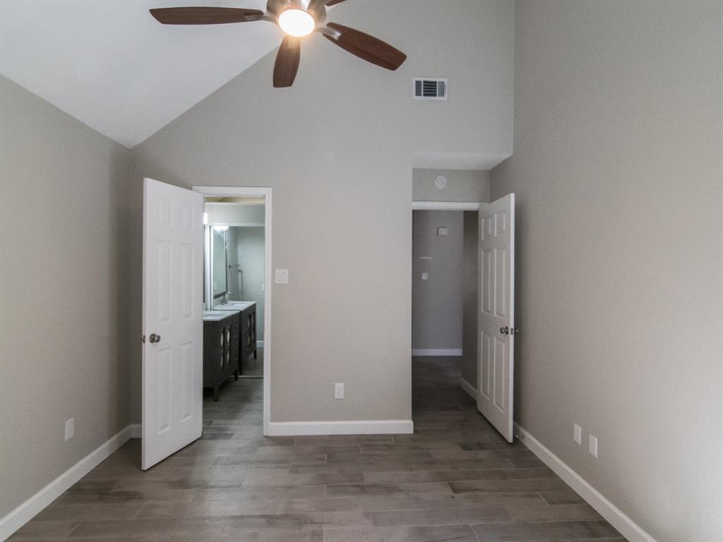 3142 Royal Gable Drive Dallas, TX 75229 - Photo 11 of 36