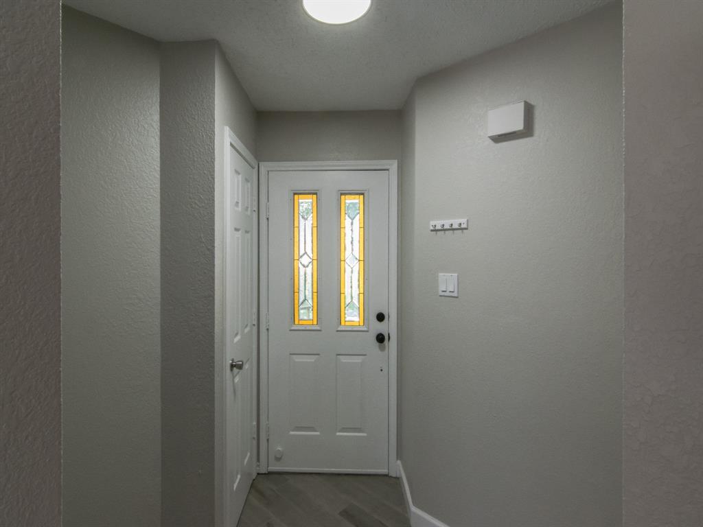 3142 Royal Gable Drive Dallas, TX 75229 - Photo 14 of 36