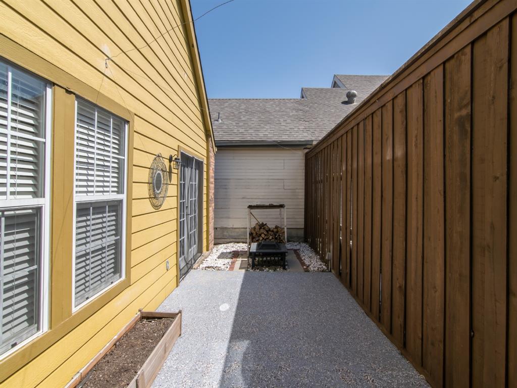 3142 Royal Gable Drive Dallas, TX 75229 - Photo 4 of 36