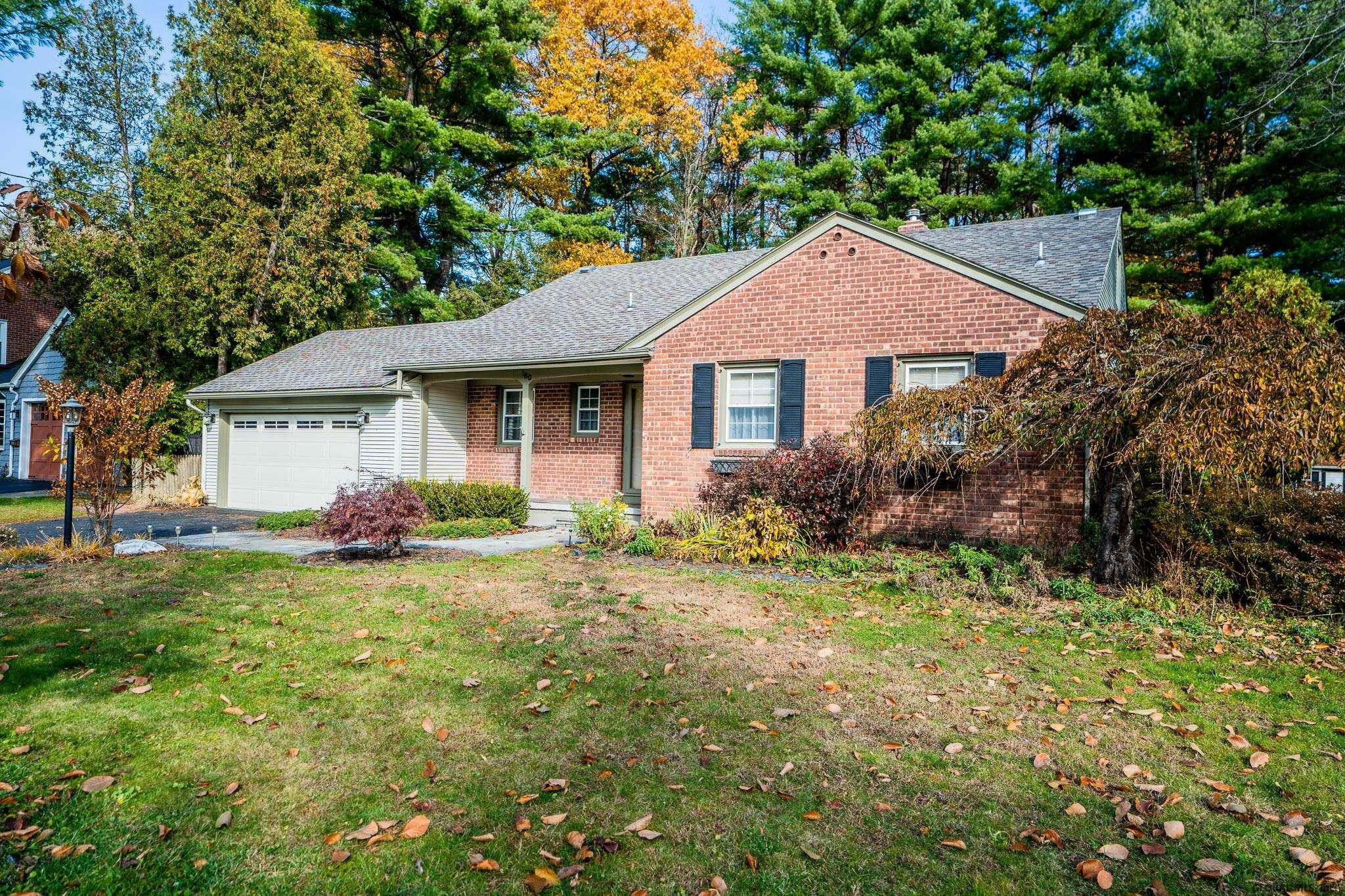 160 Winne Road Bethlehem, NY 12054 - Photo 2 of 33 Photo 2