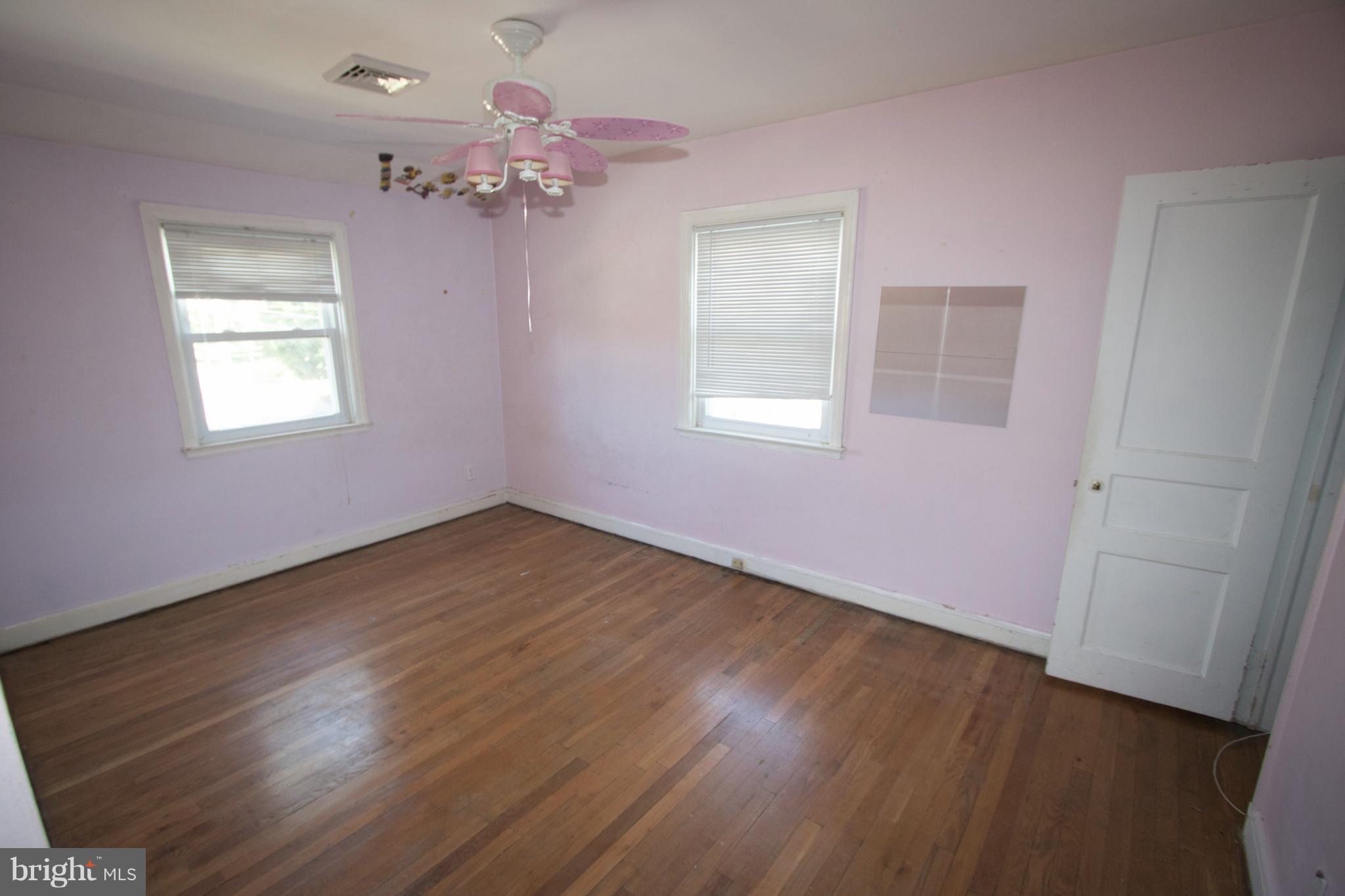 3900 Brookhill Road Baltimore, MD 21215 - Photo 8 of 9 Interior (General)