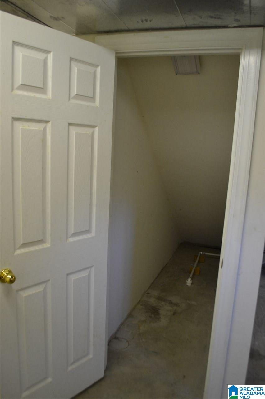 2086 Morton Road Warrior, AL 35180 - Photo 27 of 39