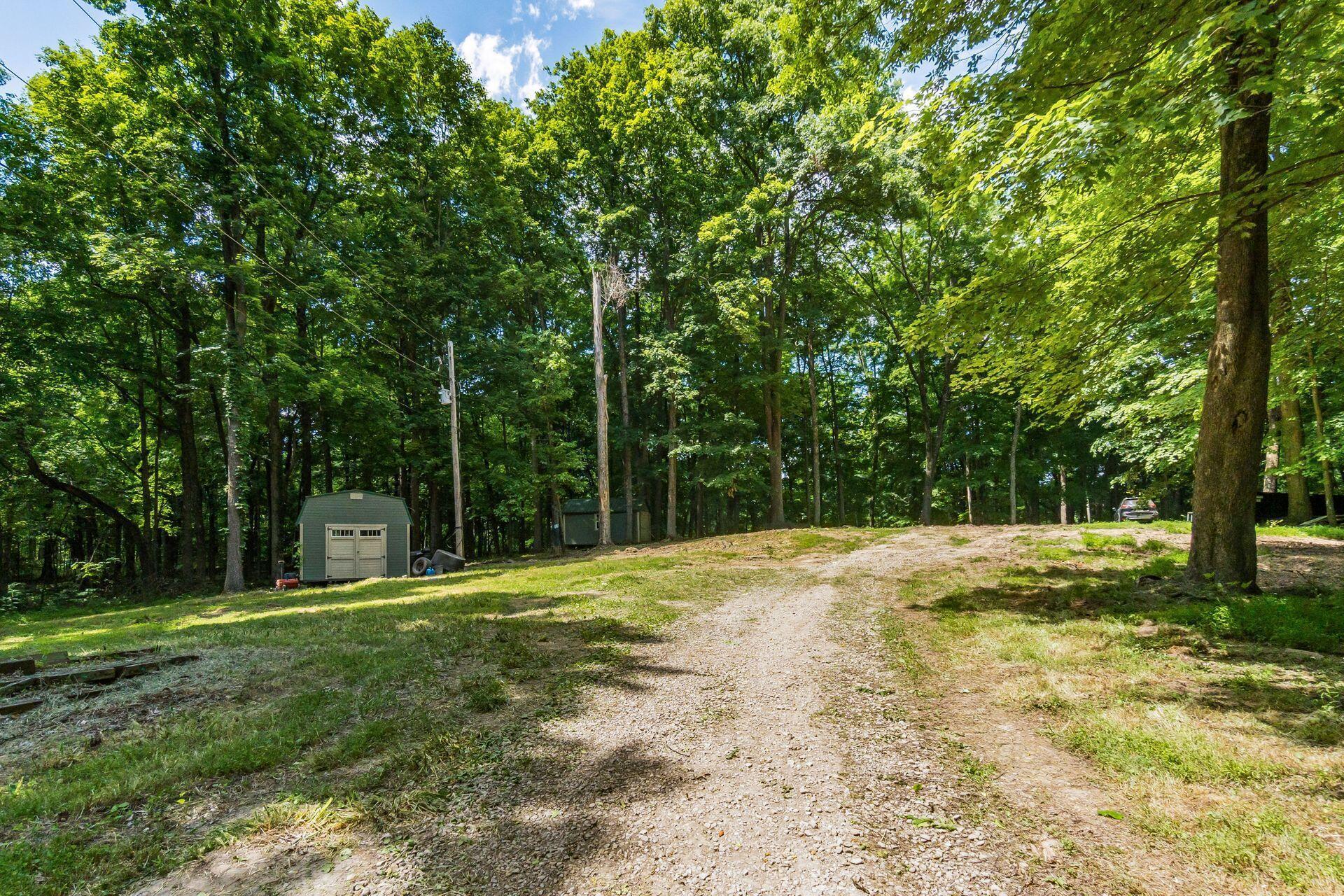 13807 Marshall Road Rockbridge, OH 43149 - Photo 4 of 33