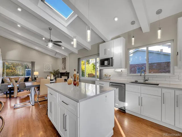 $909,900 | 3953 East Costilla Avenue, Centennial, CO 80122