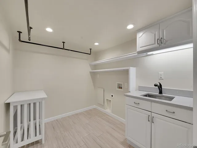 $909,900 | 3953 East Costilla Avenue, Centennial, CO 80122