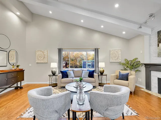 $909,900 | 3953 East Costilla Avenue, Centennial, CO 80122