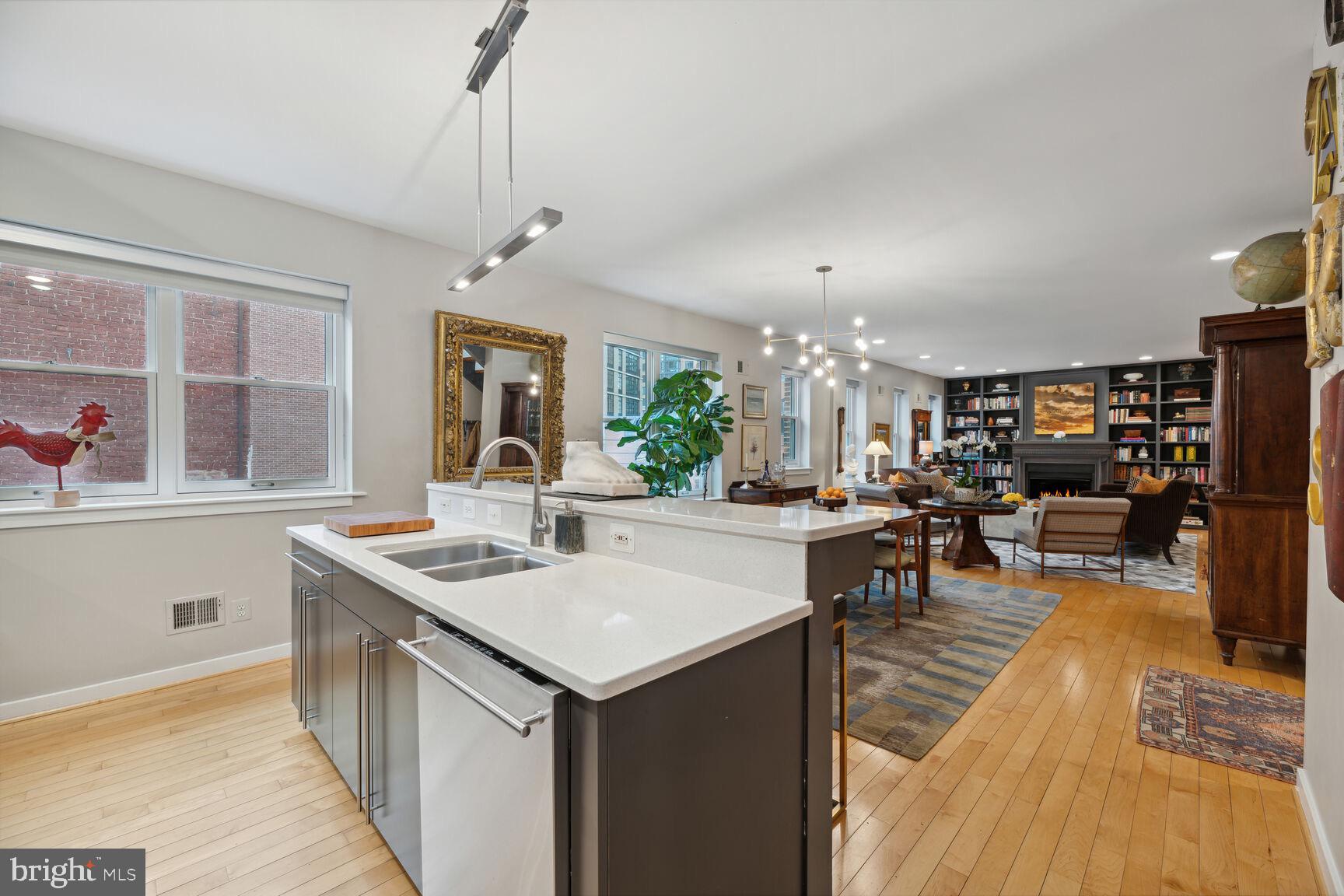 436 M Street Northwest, Unit 5 Washington, DC 20001 - Photo 6 of 30