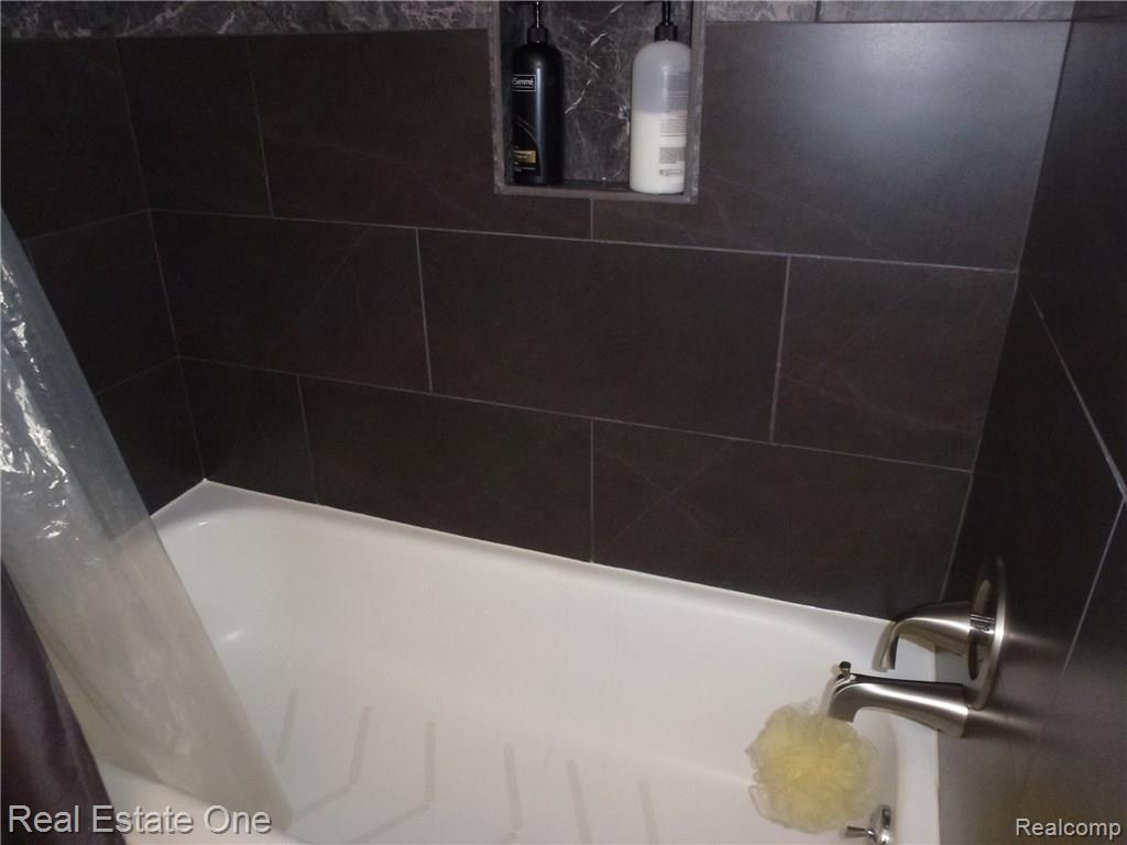 3536 Holiday Court Rochester Hills, MI 48306 - Photo 50 of 63