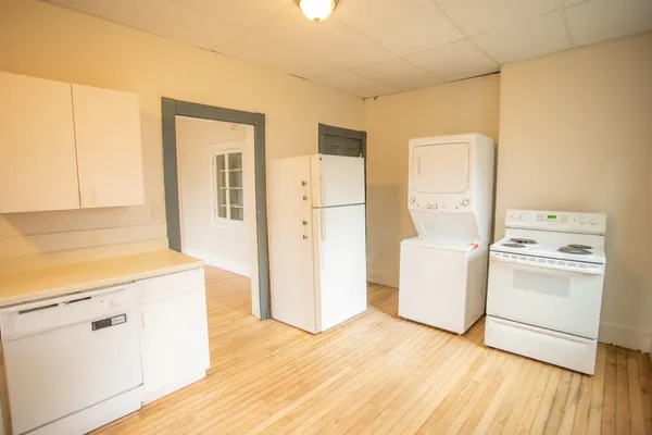 $350,000 | 8-10 Linden Street, Bangor, ME 04401