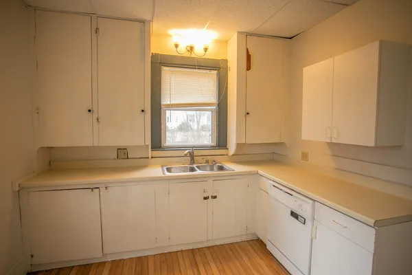 $350,000 | 8-10 Linden Street, Bangor, ME 04401