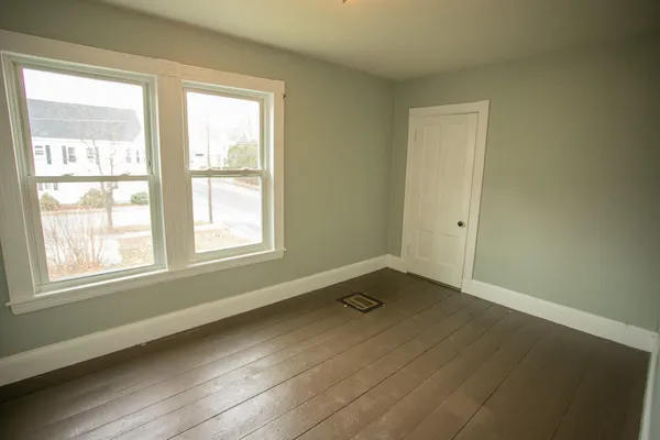 $350,000 | 8-10 Linden Street, Bangor, ME 04401