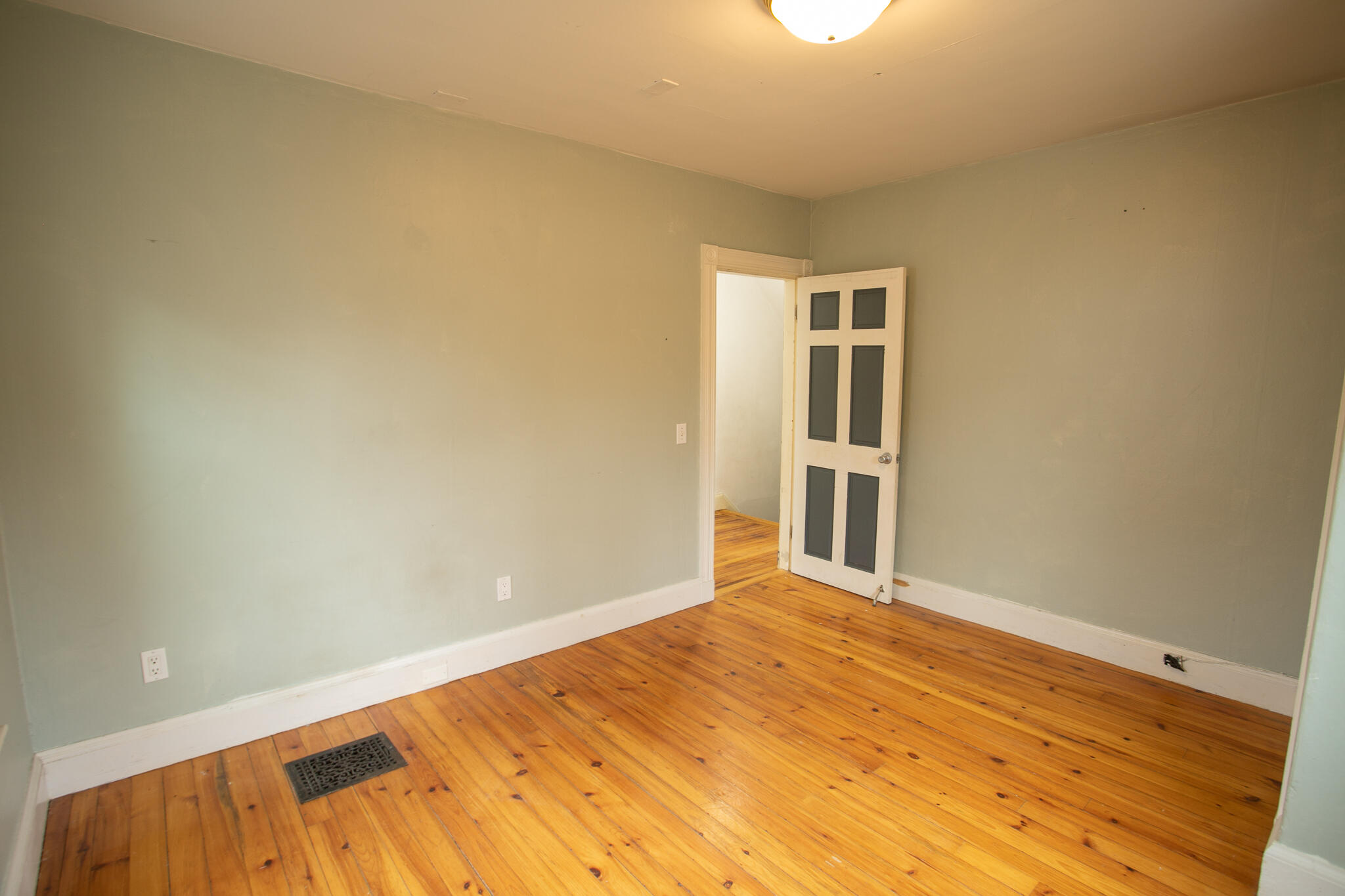 8-10 Linden Street Bangor, ME 04401 - Photo 47 of 80 IMG_0326