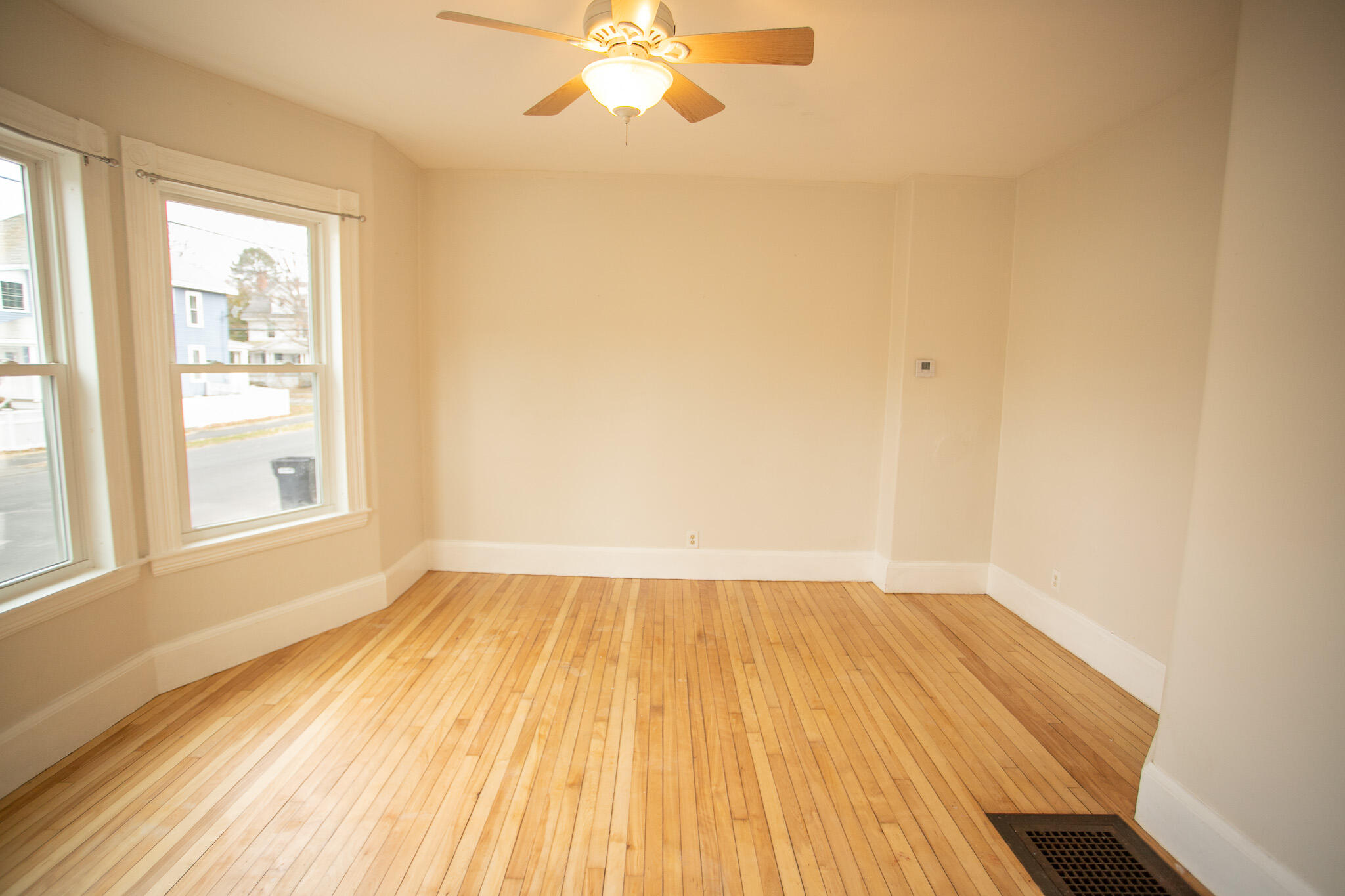 8-10 Linden Street Bangor, ME 04401 - Photo 5 of 80 IMG_0255
