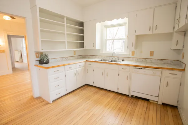 $350,000 | 8-10 Linden Street, Bangor, ME 04401