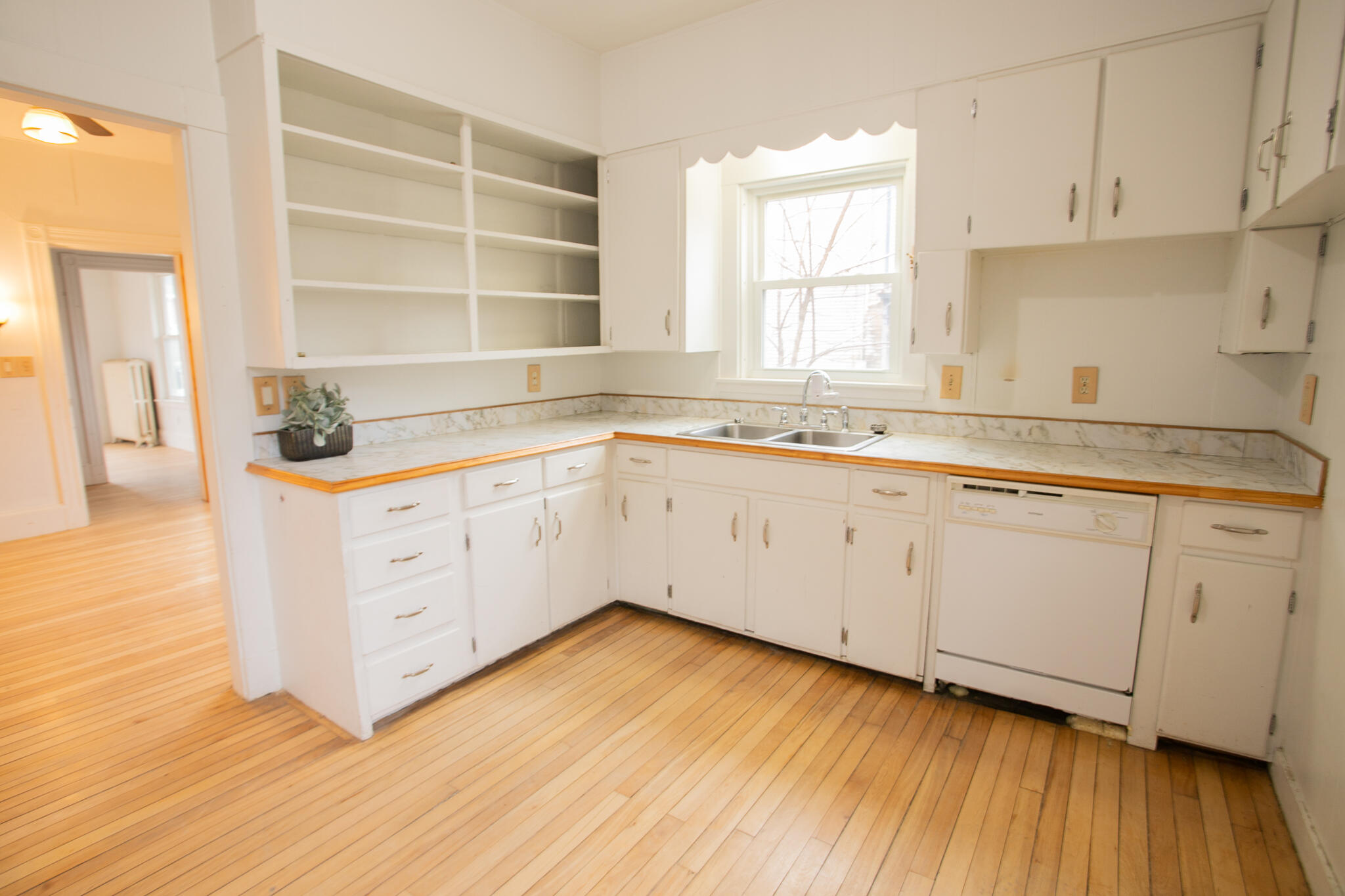 8-10 Linden Street Bangor, ME 04401 - Photo 65 of 80 IMG_0364