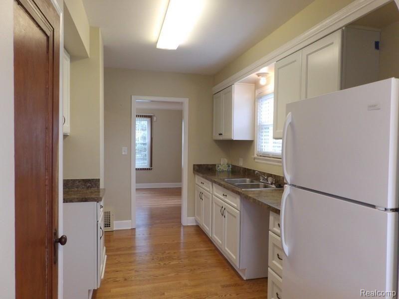 23210 Sibley Road Riverview, MI 48193 - Photo 21 of 39 Gallery Image 21