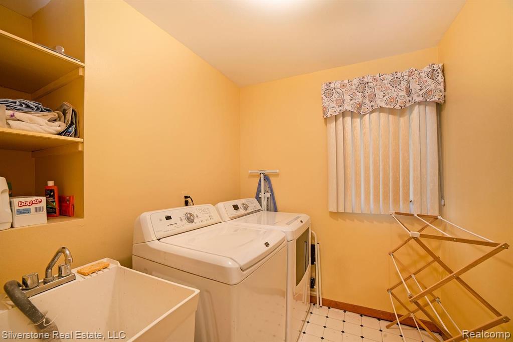 798 Grovecrest Rochester Hills, MI 48307 - Photo 26 of 49