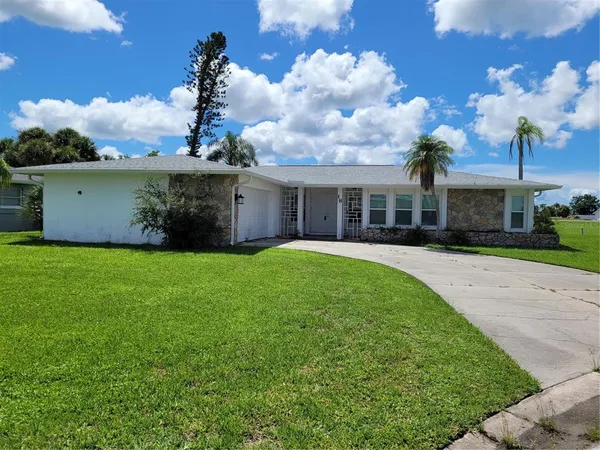 $3,000 | 18 Golfview Court, Rotonda West, FL 33947